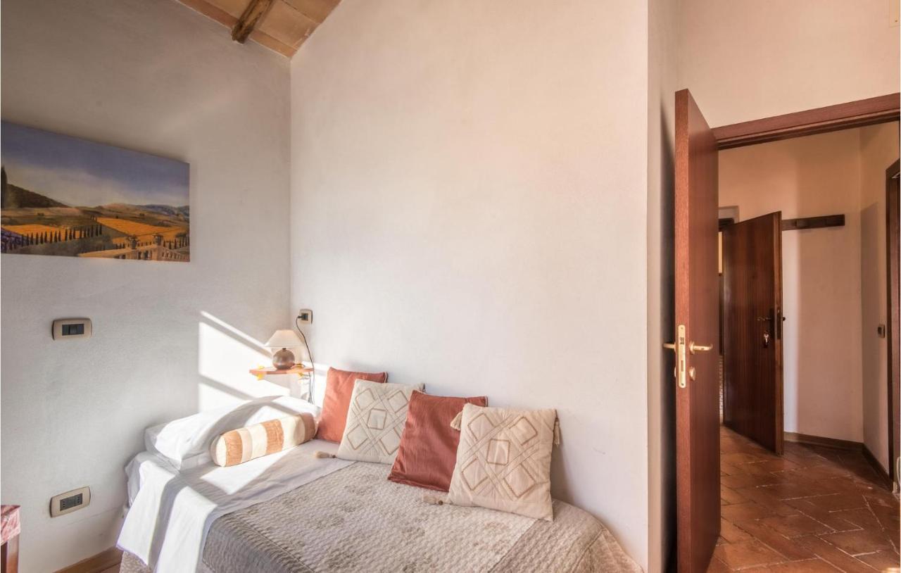 Gorgeous Home In Montalcino With Kitchen エクステリア 写真
